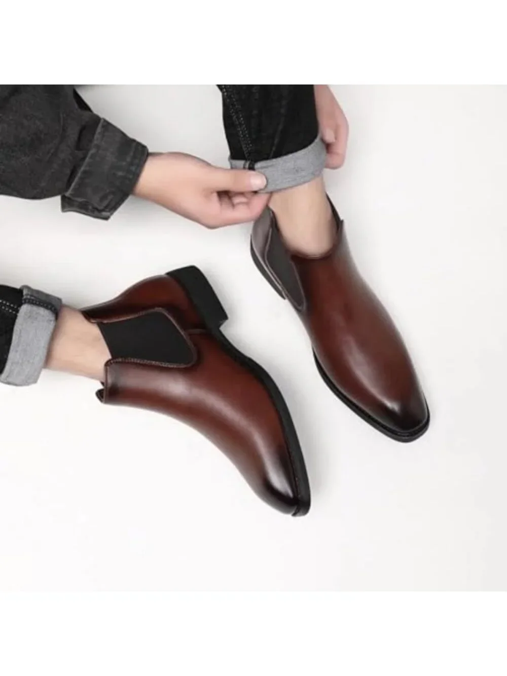Stylish Men's Chelsea Boots | Classic Leather Ankle Shoes for Business & Casual